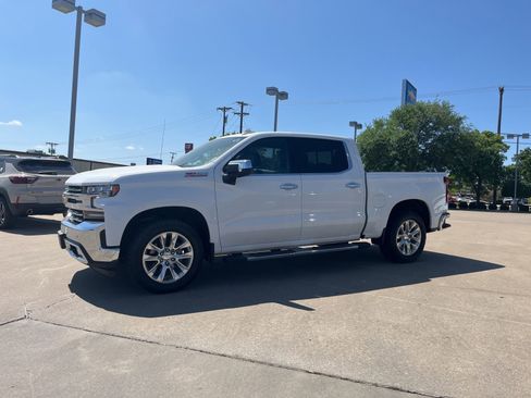 Used 2021 Chevrolet Silverado 1500 LTZ w/ Z71 Off-Road Package image 2