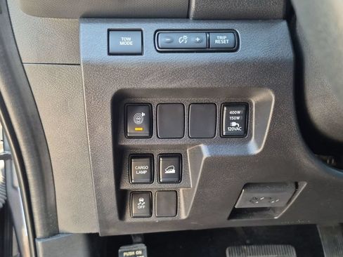 Used 2023 Nissan Frontier SV w/ SV Convenience Package AWD/4WD image 19