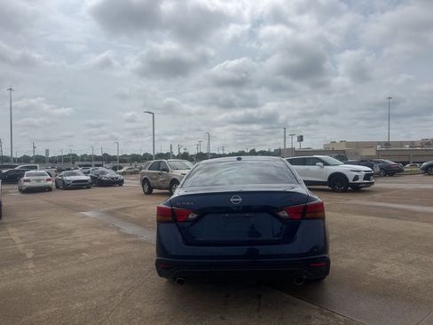 Certified 2024 Nissan Altima 2.5 SR AWD/4WD image 18