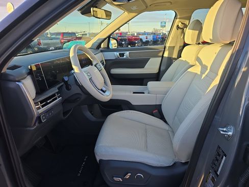 Used 2025 Hyundai Santa Fe Limited image 9