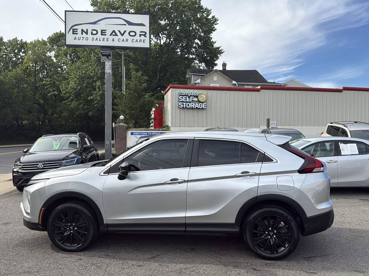 Used 2023 Mitsubishi Eclipse Cross LE AWD/4WD image 4