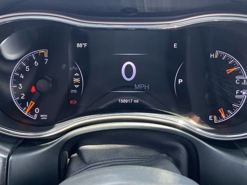 Used 2016 Jeep Grand Cherokee Laredo image 37