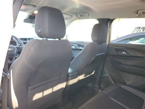 Used 2022 Chevrolet TrailBlazer LT w/ Convenience Package image 15