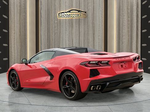 Used 2021 Chevrolet Corvette Stingray Premium Conv w/ Z51 Performance Package RWD image 7