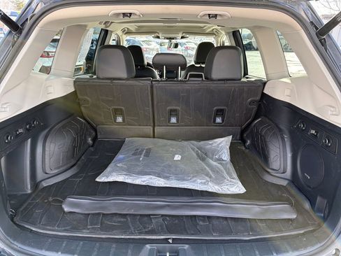 Certified 2022 Subaru Forester Limited image 30