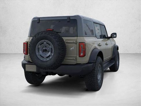 New 2025 Ford Bronco Outer Banks w/ Sasquatch Package image 8