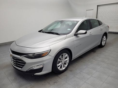 Used 2019 Chevrolet Malibu LT image 2