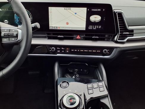 Used 2025 Kia Sportage SX Prestige image 16