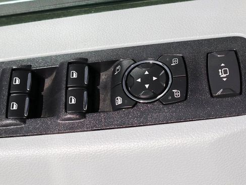 Used 2022 Ford F250 Limited image 18