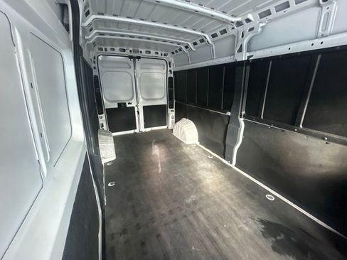 Used 2023 RAM ProMaster 2500 image 29