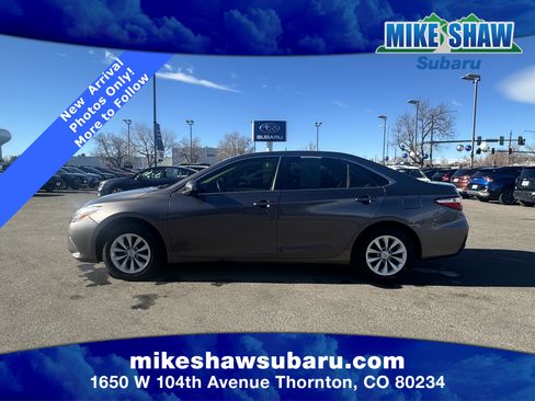 Used 2015 Toyota Camry LE image 10