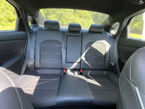Used 2022 Kia Forte GT-Line w/ GT-Line Premium Package FWD image 15
