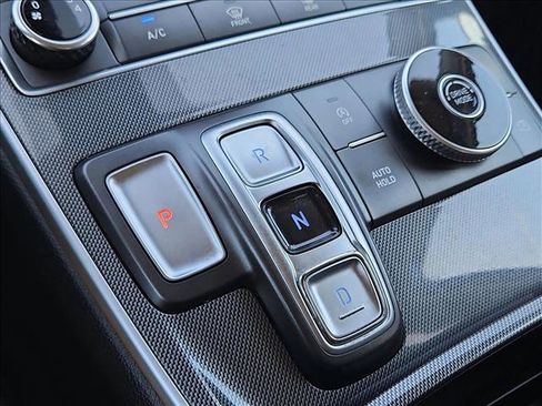 Used 2023 Hyundai Santa Fe SE image 12