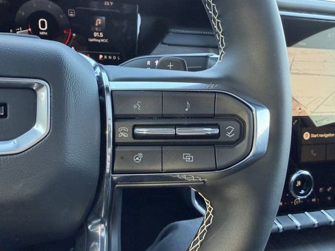 New 2026 GMC Acadia Denali w/ Super Cruise Package image 15