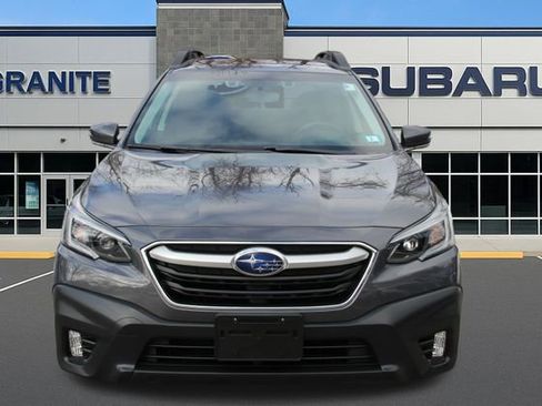 Used 2020 Subaru Outback Premium image 5