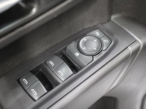 Used 2021 Chevrolet Silverado 1500 Custom AWD/4WD image 7