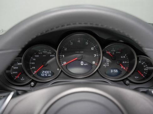 Used 2009 Porsche 911 Carrera RWD image 41