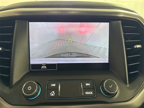 Used 2023 GMC Acadia AT4 image 39