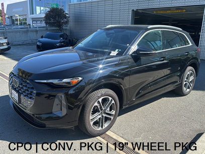Used 2025 Audi Q5 Premium w/ Convenience Package