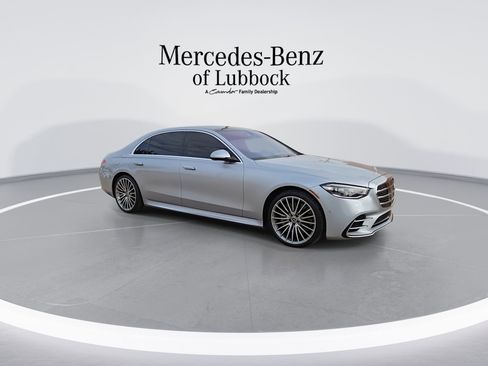 Used 2024 Mercedes-Benz S 580 4MATIC Sedan image 2