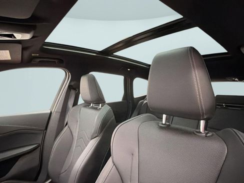 New 2026 BMW X1 xDrive28i w/ Technology Package image 15