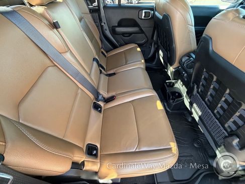 Used 2021 Jeep Gladiator Rubicon image 13
