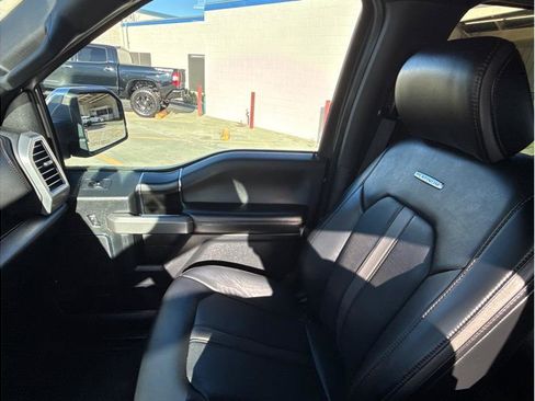 Used 2019 Ford F150 Platinum w/ Equipment Group 701A Luxury image 35