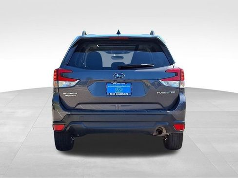 Used 2024 Subaru Forester Premium AWD/4WD image 5