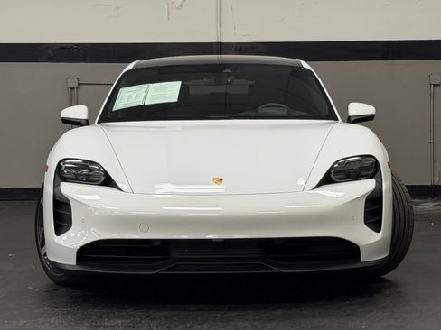 Used 2023 Porsche Taycan w/ Premium Package RWD image 6