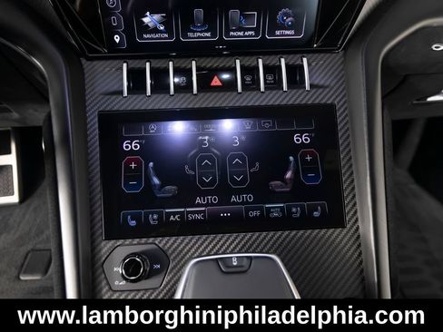 Used 2024 Lamborghini Urus Performante AWD/4WD image 23