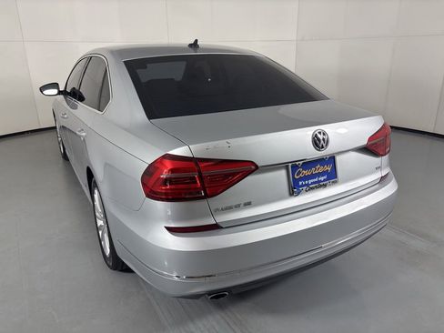 Used 2016 Volkswagen Passat 1.8T SE w/ Lighting Package (P06) FWD image 6