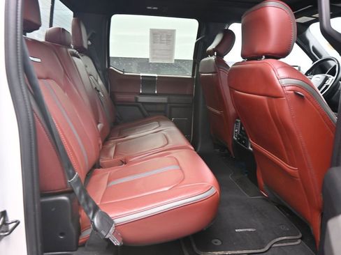 Used 2019 Ford F150 Platinum w/ Equipment Group 701A Luxury image 13