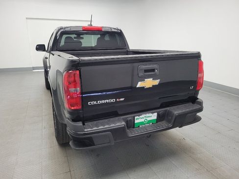 Used 2017 Chevrolet Colorado LT RWD image 6