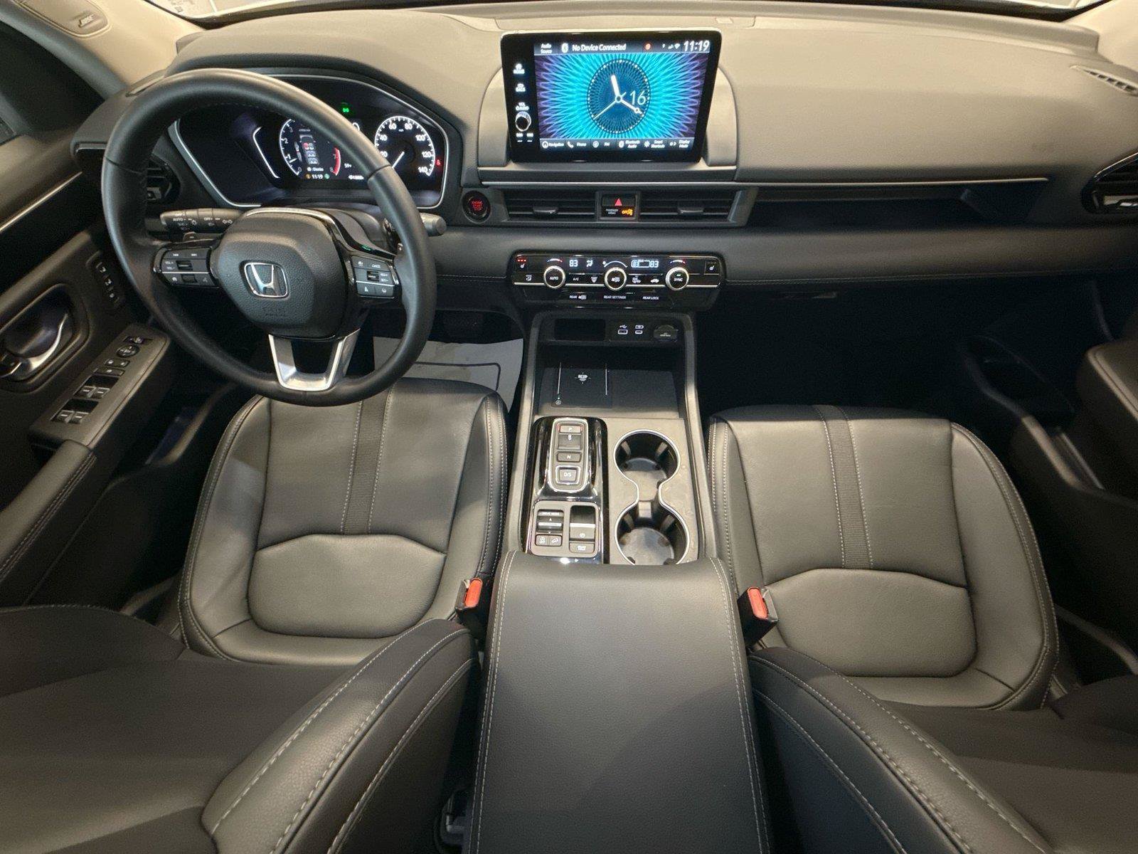 Used 2025 Honda Pilot Touring image 23