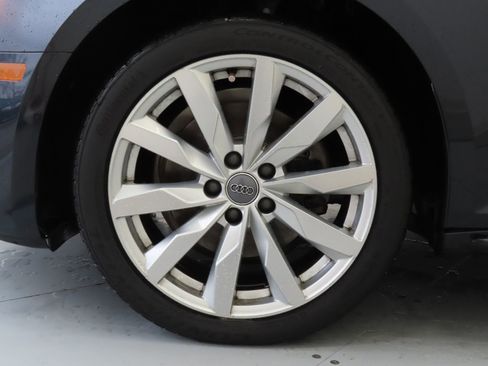 Used 2018 Audi A4 2.0T Ultra Premium w/ 18" Wheel Package image 30