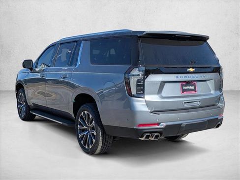 New 2026 Chevrolet Suburban High Country image 7