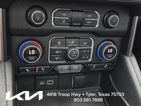 Used 2023 Chevrolet Tahoe Z71 AWD/4WD image 45