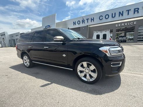 Used 2024 Ford Expedition Max King Ranch RWD image 2