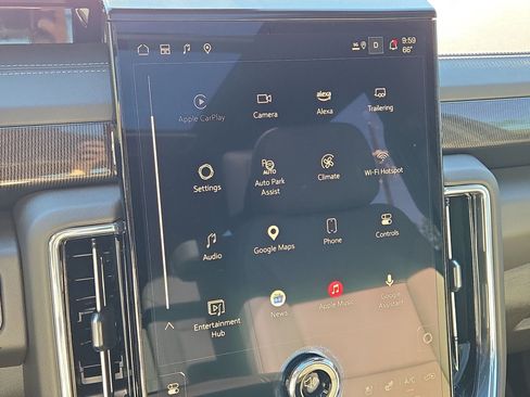 Used 2025 GMC Yukon Elevation w/ Elevation Premium Package image 19