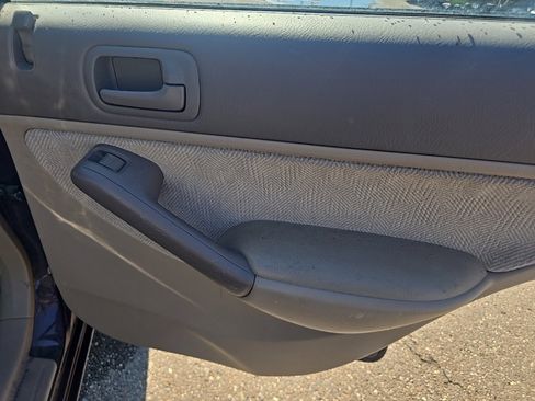 Used 2001 Honda Civic LX image 19