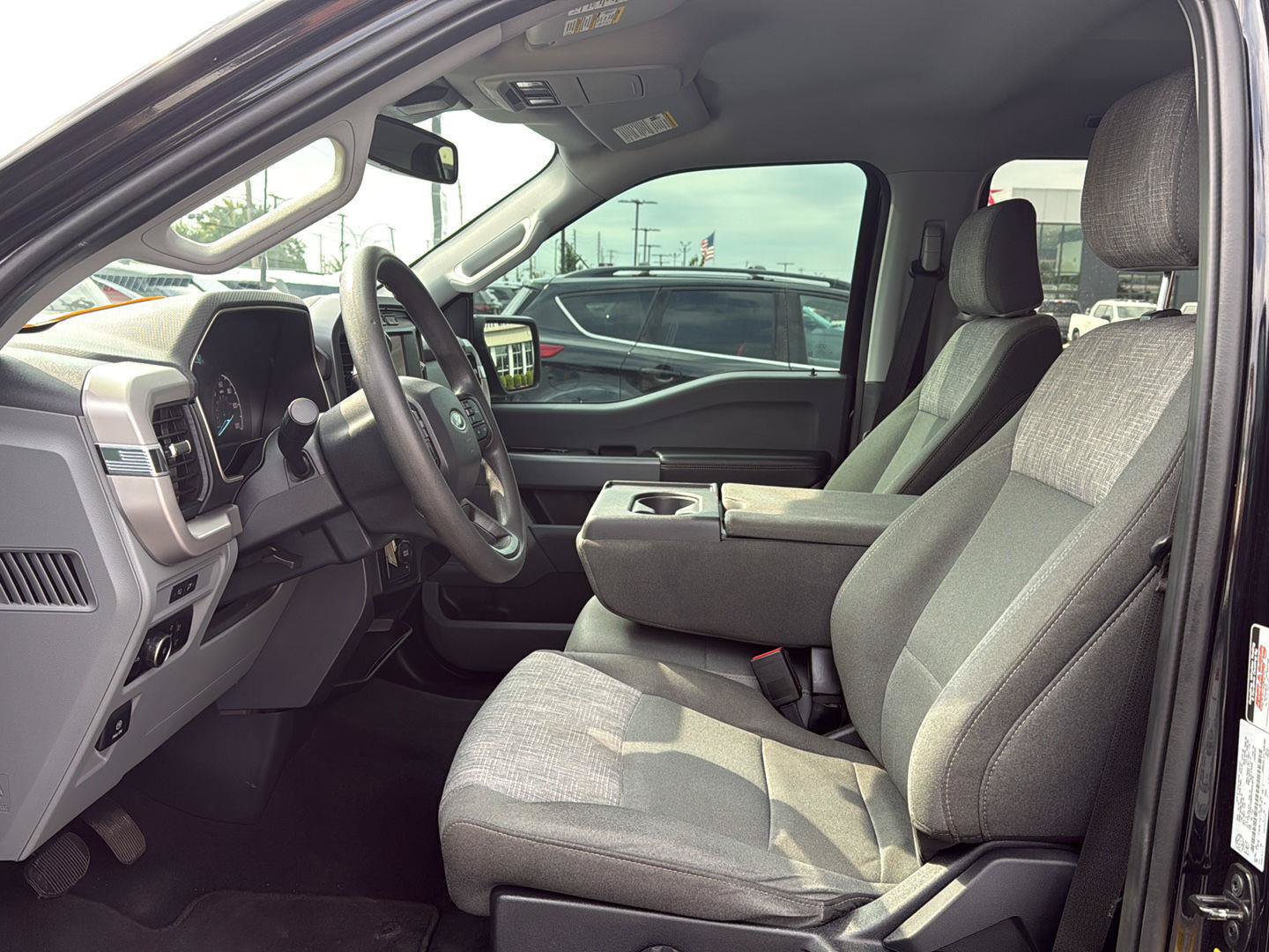Used 2023 Ford F150 XLT AWD/4WD image 9