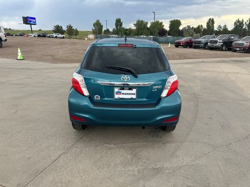 Used 2012 Toyota Yaris LE FWD image 33