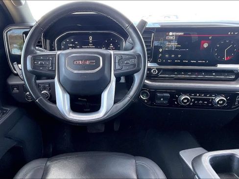 Used 2025 GMC Sierra 1500 SLT RWD image 4