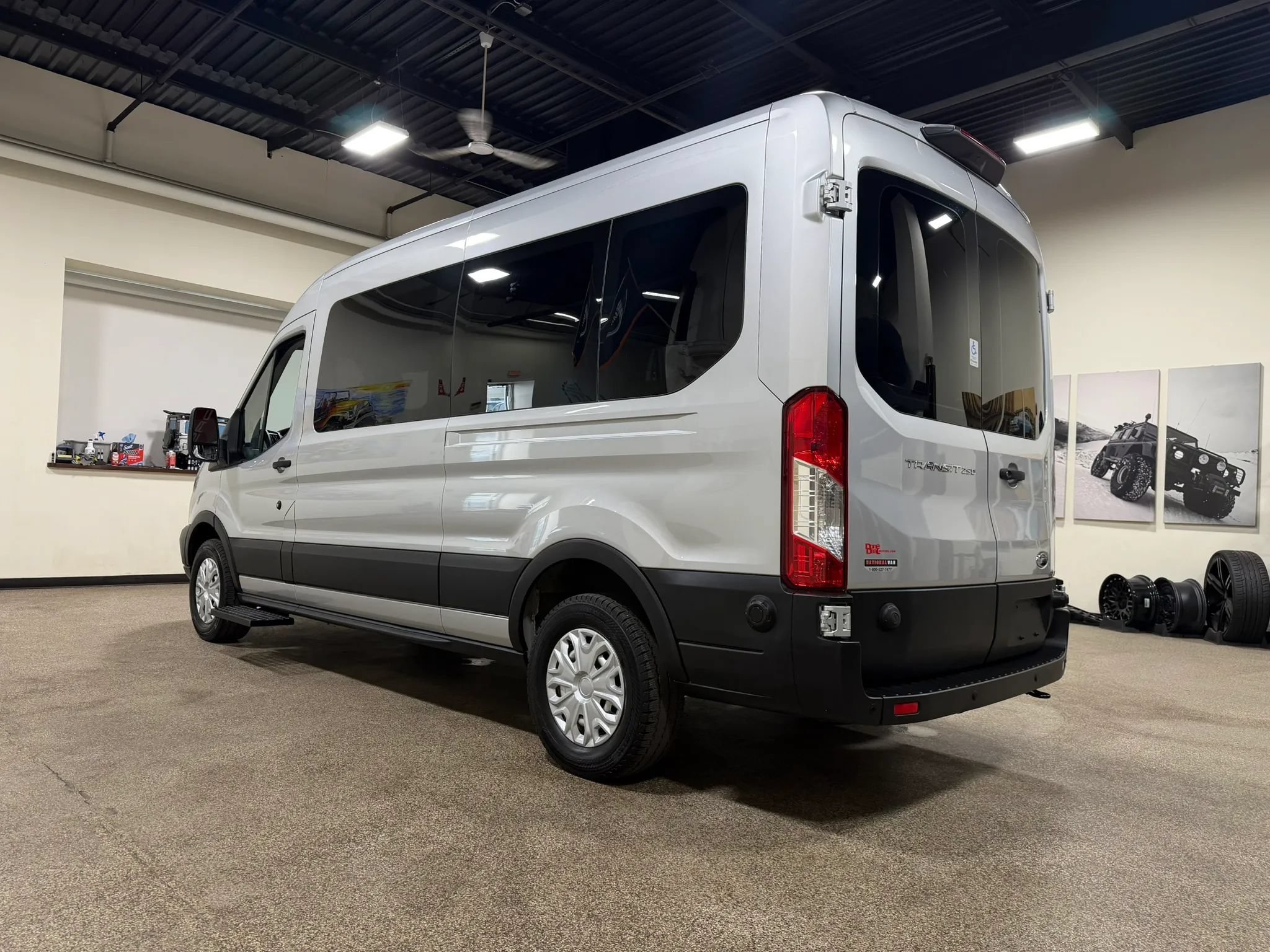 Used 2019 Ford Transit 250 148 Medium Roof RWD image 8