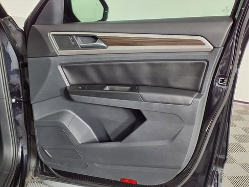 Used 2021 Volkswagen Atlas SE w/ Panoramic Sunroof Package image 8