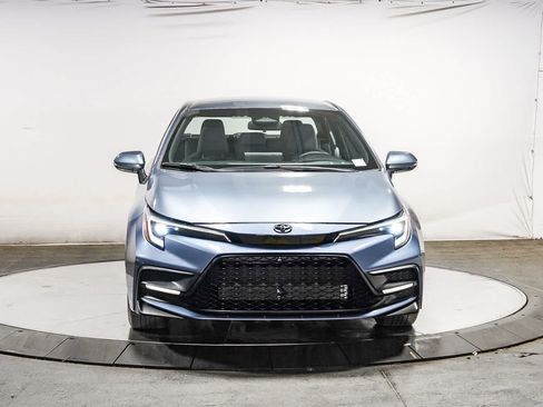 Used 2025 Toyota Corolla SE FWD image 6