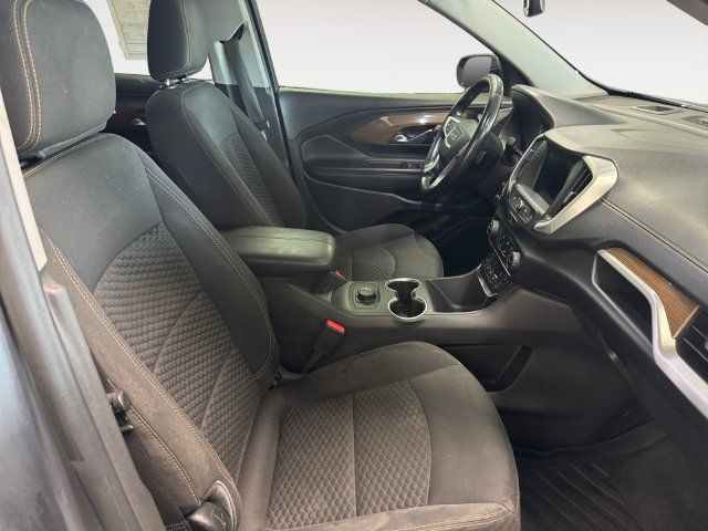 Used 2020 GMC Terrain SLE FWD image 4