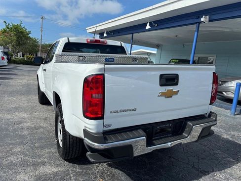 Used 2018 Chevrolet Colorado W/T RWD image 3