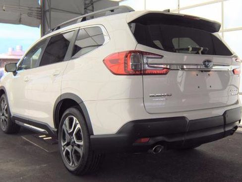 Used 2023 Subaru Ascent Limited w/ Technology Package AWD/4WD image 6