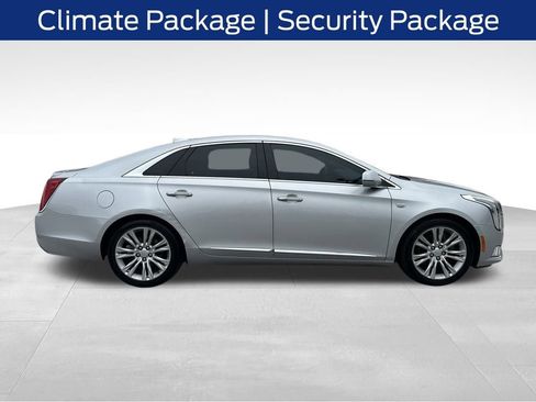 Used 2018 Cadillac XTS Luxury image 6